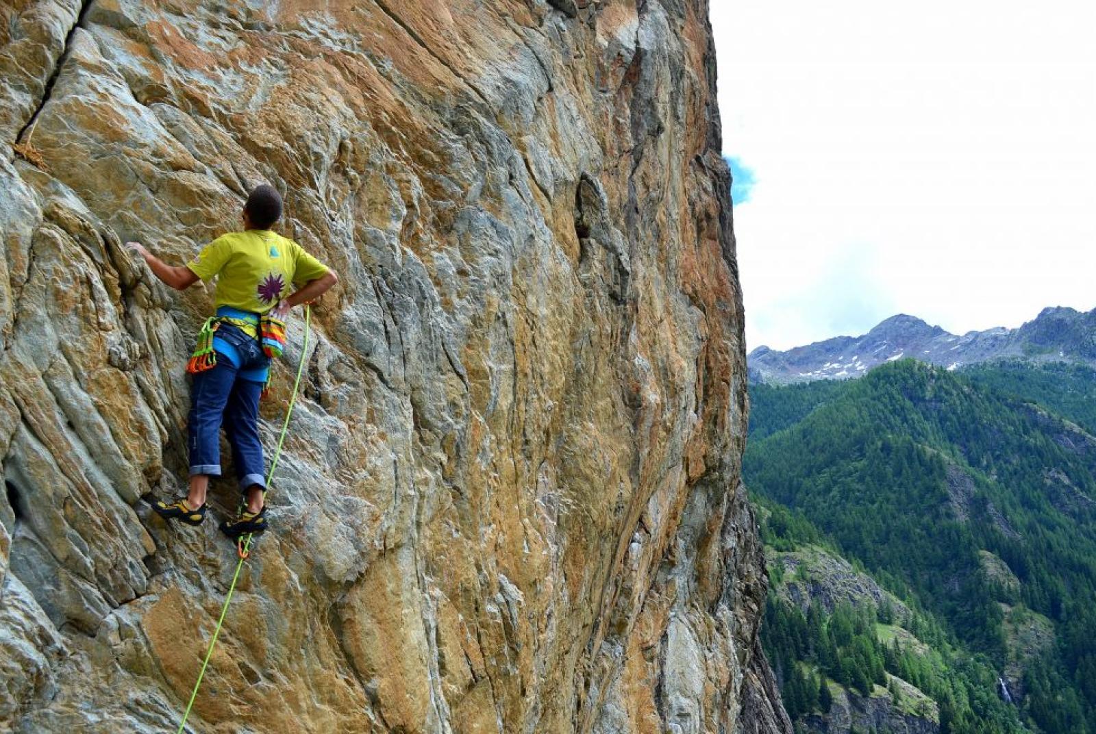 Escalade en Val d’Ayas avec le Guides Alpins de Champoluc